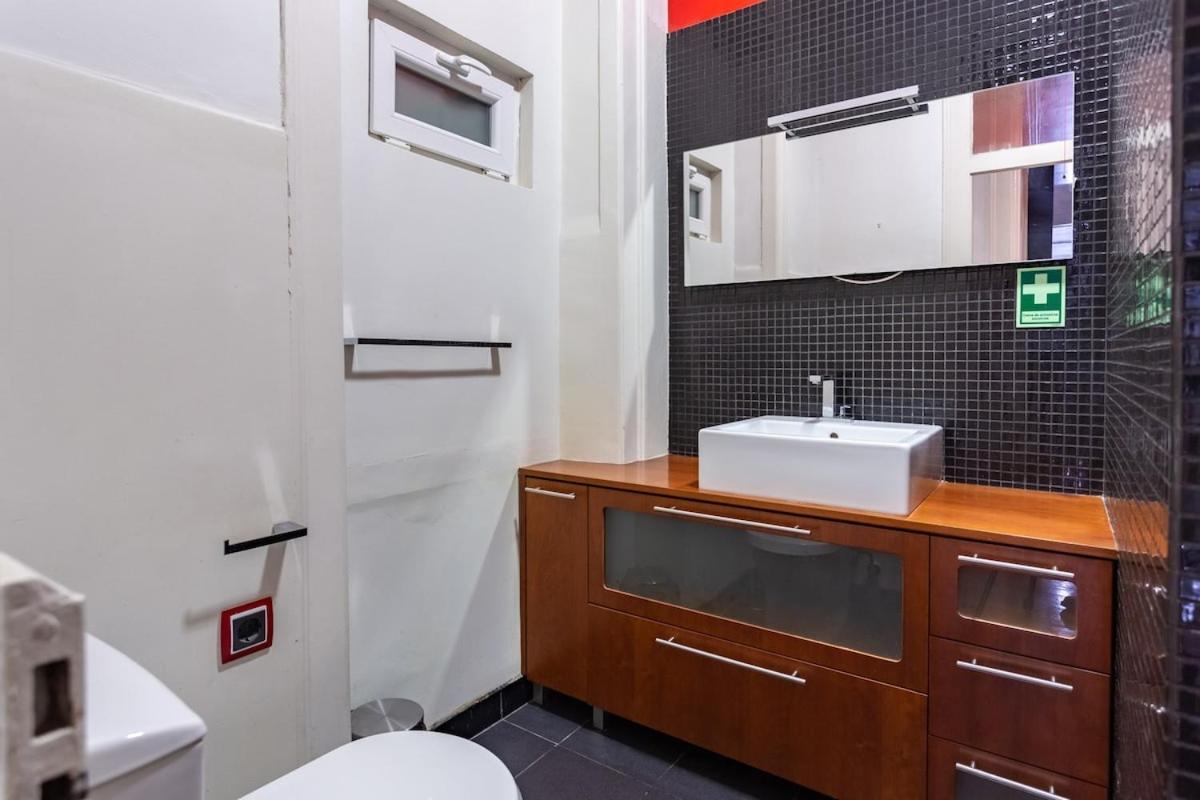 Bright 2 Bedroom Apt 100M From Av. Liberdade Lisboa Ngoại thất bức ảnh